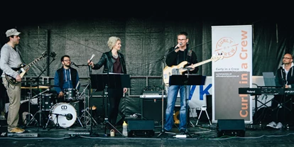 Hochzeitsmusik - geeignet für: Hintergrundmusik - Mühlviertel - Curly in a crew