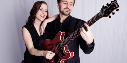 Hochzeitsmusik - Musikrichtungen: Independent - Lions & Thieves 
Das Duo für Ihren schönsten Tag! 
stilvoll | schwungvoll | stimmungsvoll - Lions&Thieves