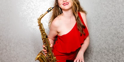 Hochzeitsmusik - PLZ 7011 (Österreich) - Three Times Smooth
www.smoothmusic.at - Three Times Smooth