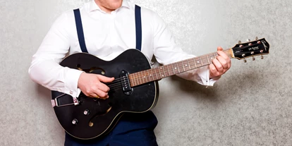 Hochzeitsmusik - PLZ 7011 (Österreich) - Three Times Smooth
www.smoothmusic.at - Three Times Smooth