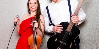 Hochzeitsmusik - PLZ 7011 (Österreich) - Three Times Smooth
www.smoothmusic.at - Three Times Smooth