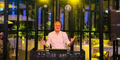 Hochzeitsmusik - geeignet für: Partymusik - Niederösterreich - DJ Feer - Event- & Hochzeits DJ aus Niederösterreich, Bezirk Korneuburg, Stockerau - DJ Feer - Event DJ
