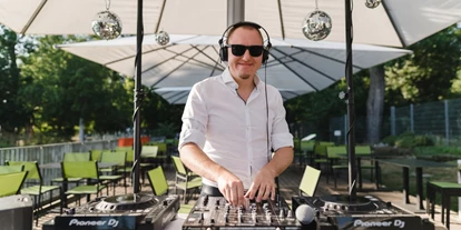 Hochzeitsmusik - geeignet für: Partymusik - Niederösterreich - DJ Feer - Event- & Hochzeits DJ aus Niederösterreich, Bezirk Korneuburg, Stockerau - DJ Feer - Event DJ