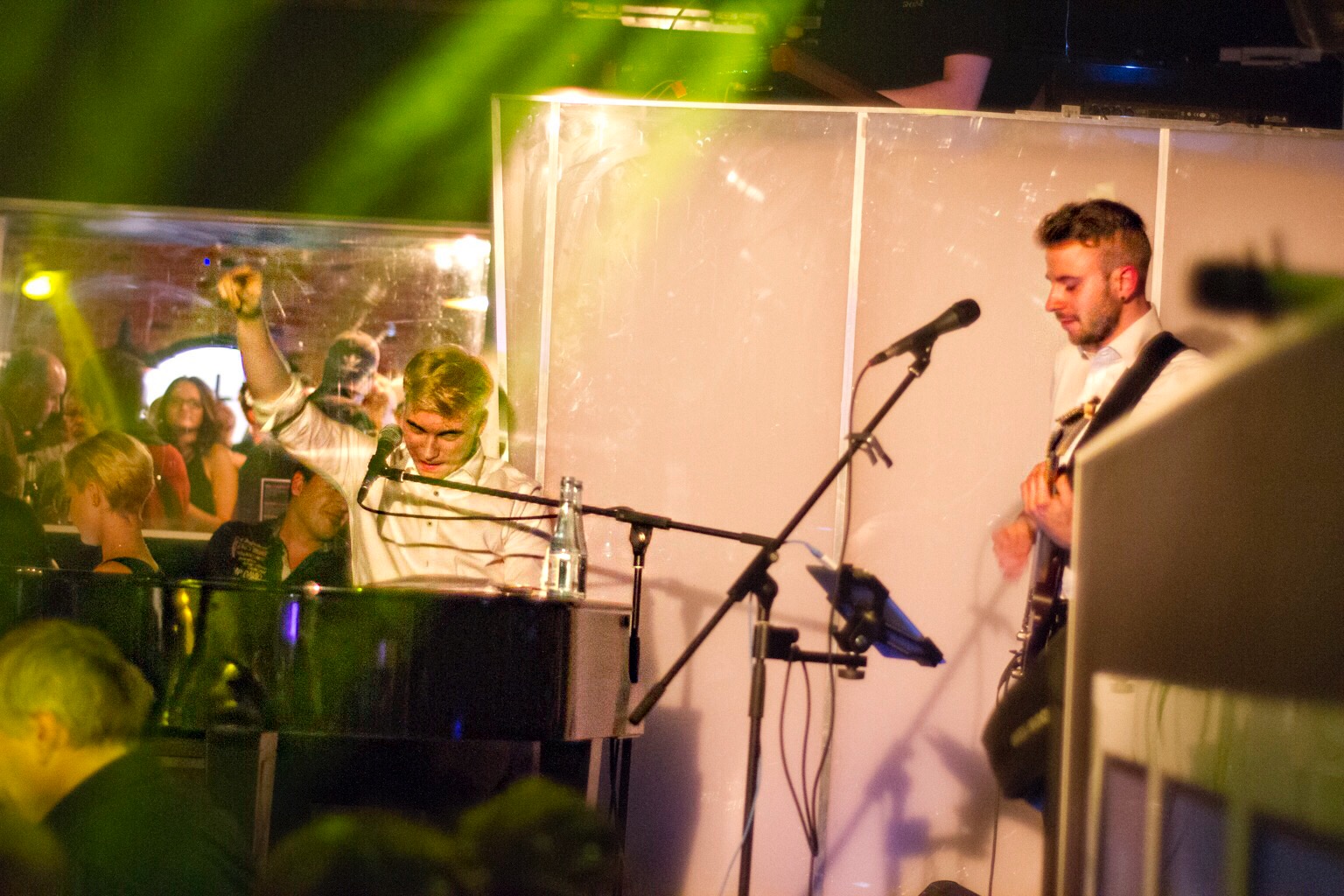 Hochzeitsmusik - Musikrichtungen: Alternative - Deutschland - HELLO GRAND. - Die einzigartig elegante Coverband