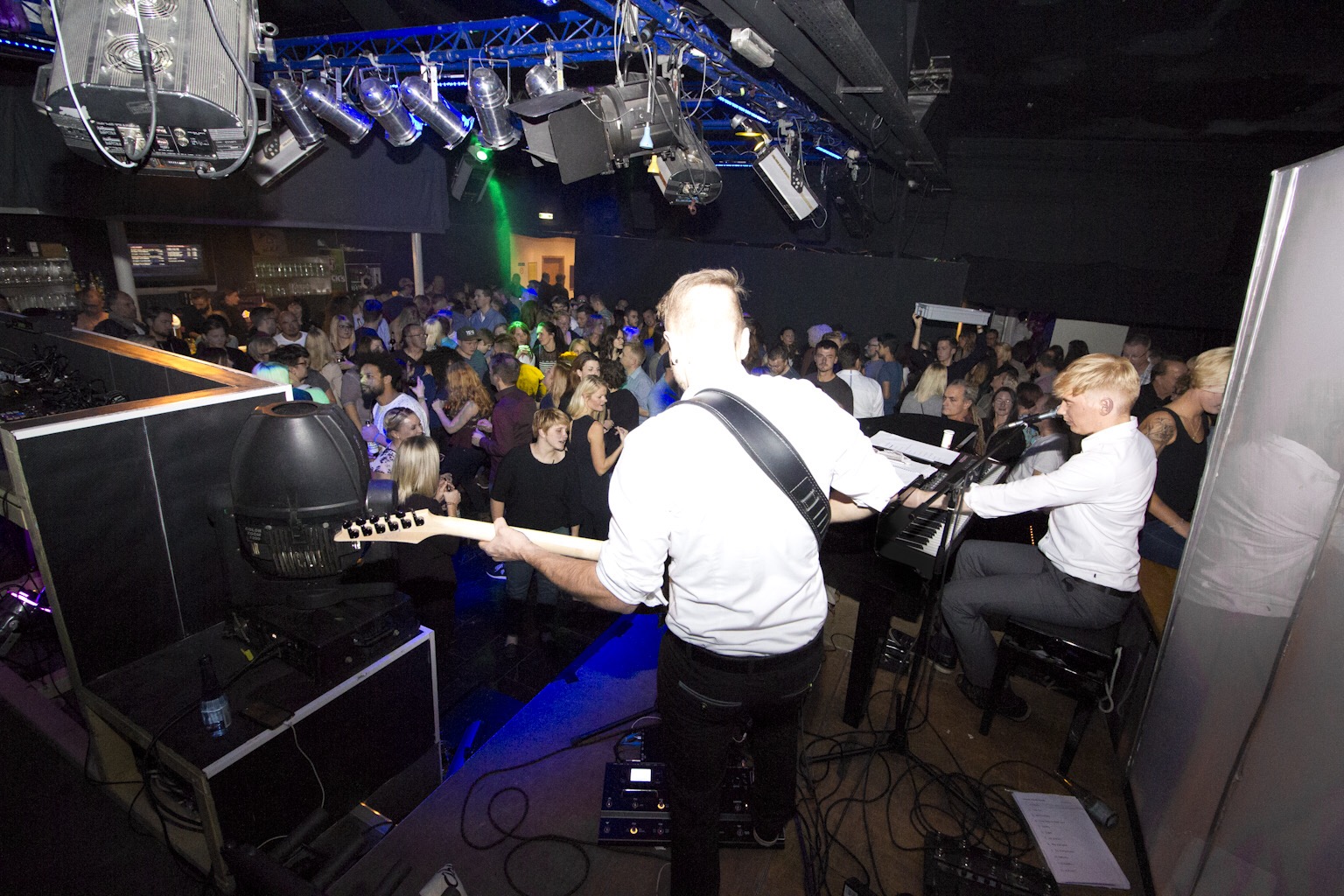 Hochzeitsmusik - Musikrichtungen: Alternative - Deutschland - HELLO GRAND. - Die einzigartig elegante Coverband