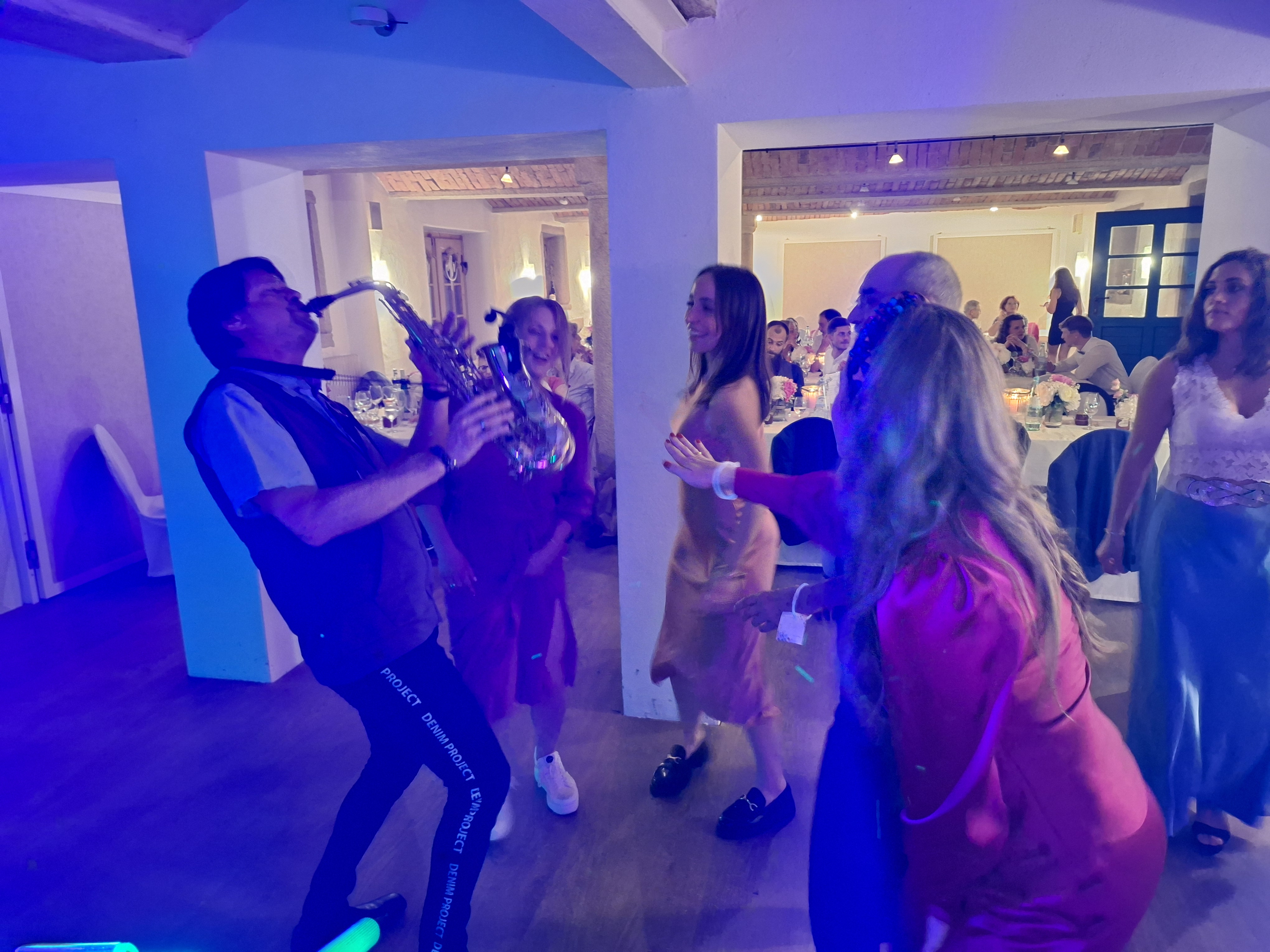 Hochzeitsmusik - Besetzung (mögl. Instrumente): Saxophon - Oberösterreich - Naturtrüb