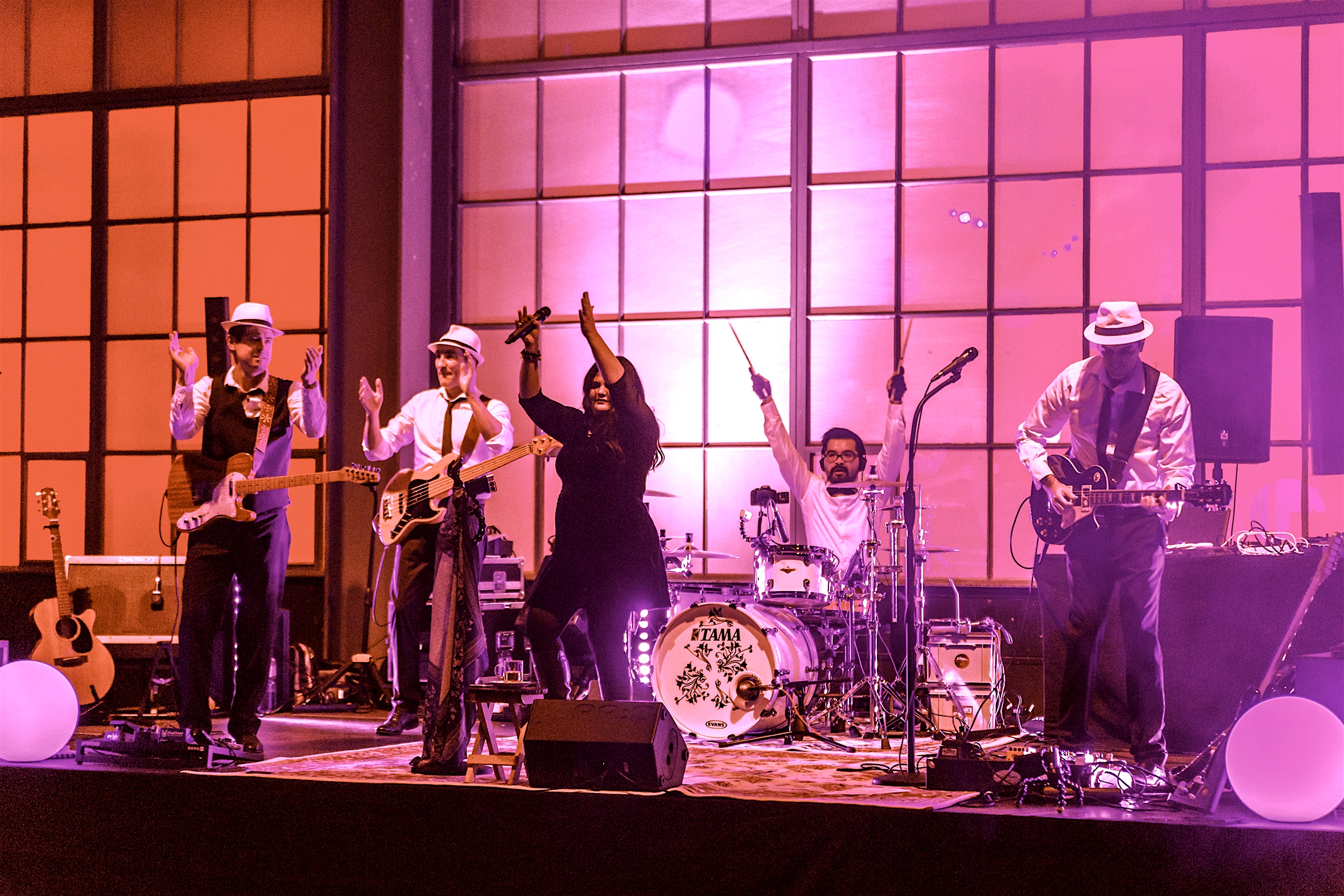 Hochzeitsmusik - PLZ 79725 (Deutschland) - HOCHZEITSBAND HEADLINE