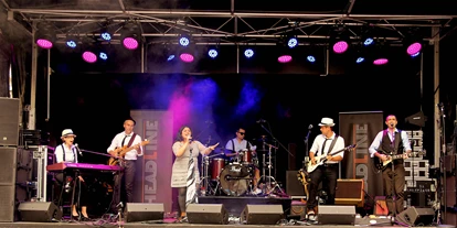 Hochzeitsmusik - Band-Typ: Quartett - Schweiz - HOCHZEITSBAND HEADLINE