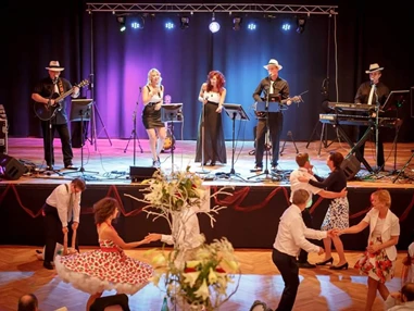 Hochzeitsband: Natascha Husar