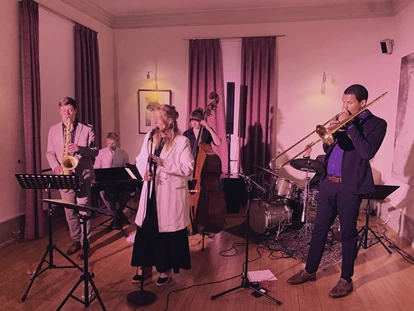 Hochzeitsmusik - Musikrichtungen: Hits von Heute - Karlsruhe - JazzCafé - Premium - Pop meets Jazz!