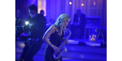 Hochzeitsmusik - Musikrichtungen: Independent - Angela Walter | DJ & Saxophonistin | Traurednerin - Angela Walter | DJ & Saxophonistin | Traurednerin