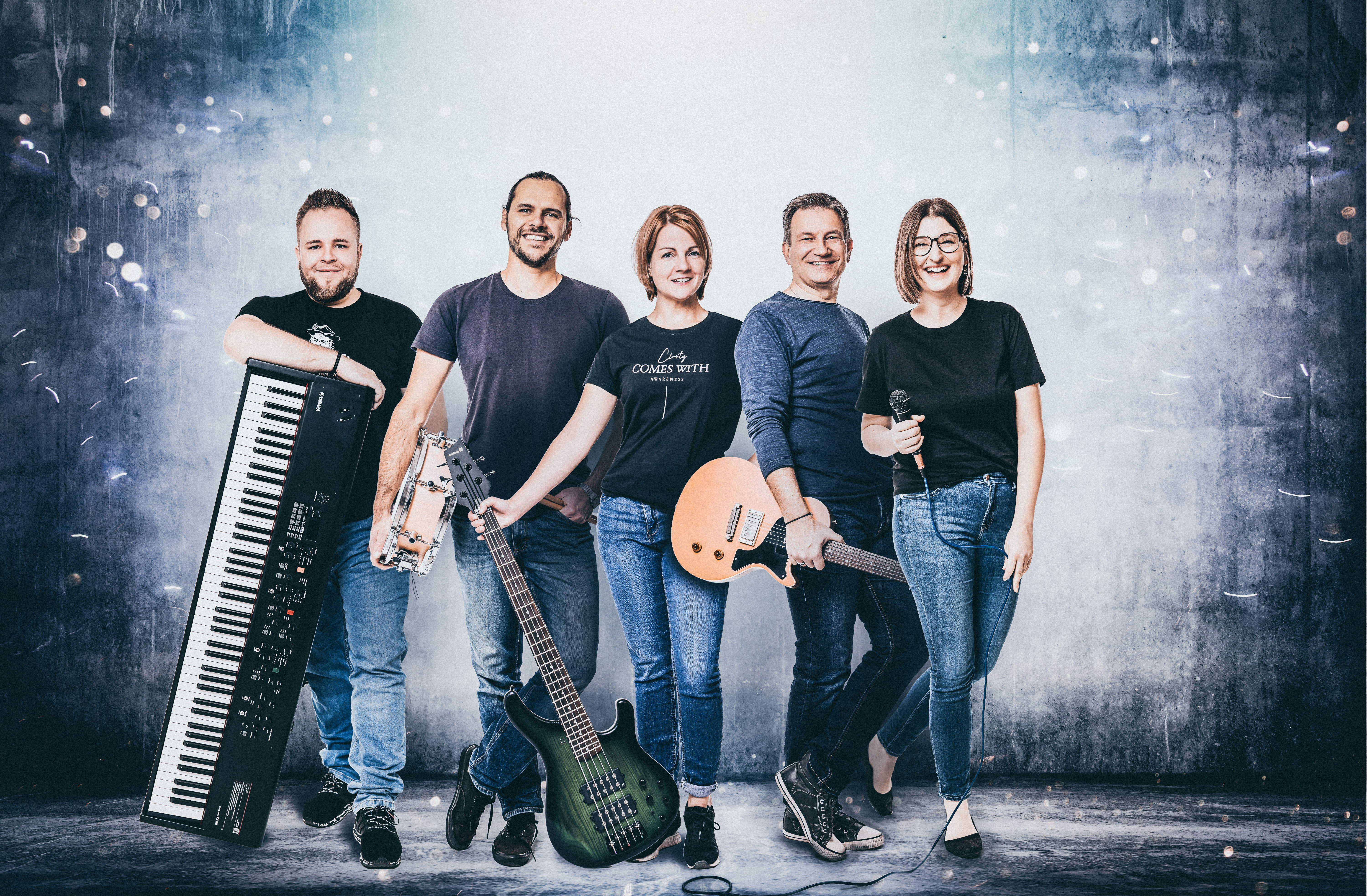 Hochzeitsmusik - Besetzung (mögl. Instrumente): männliche Hauptstimme - Bayern - LOOPS Liveband Party - LOOPS Liveband