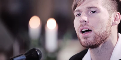Hochzeitsmusik - Musikrichtungen: Hits von Heute - Sänger für Kirche buchen - Hochzeitssängerin & Hochzeitssänger: Cloud Seven