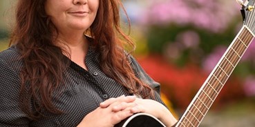 Hochzeitsmusik - Kempten - Musik für Hochzeit, Taufe, Beerdigung und Feierlichkeiten von Sängerin Vorarlberg - Sängerin Yvonne Brugger Vorarlberg