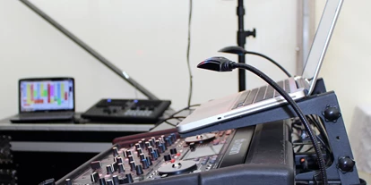 Hochzeitsmusik - geeignet für: Partymusik - Nordrhein-Westfalen - Equipment - DJplusLive
