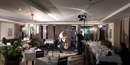 Hochzeitsmusik - Band-Typ: DJ - Gundelfingen - Between The Lines