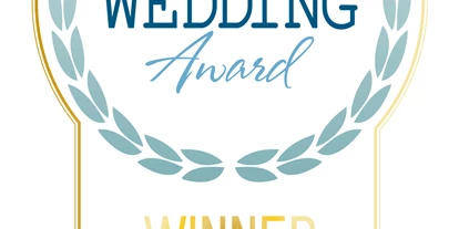 Hochzeitsmusik - Besetzung (mögl. Instrumente): weibliche Hauptstimme - Linz (Oberösterreich) - 2017 und 2019 durften wir den Austrian Wedding Award mit nach Hause nehmen :-)
Alle 2 Jahre nehmen wir teil, also drückt uns die Daumen für 2021 :-P - Hat over Heels