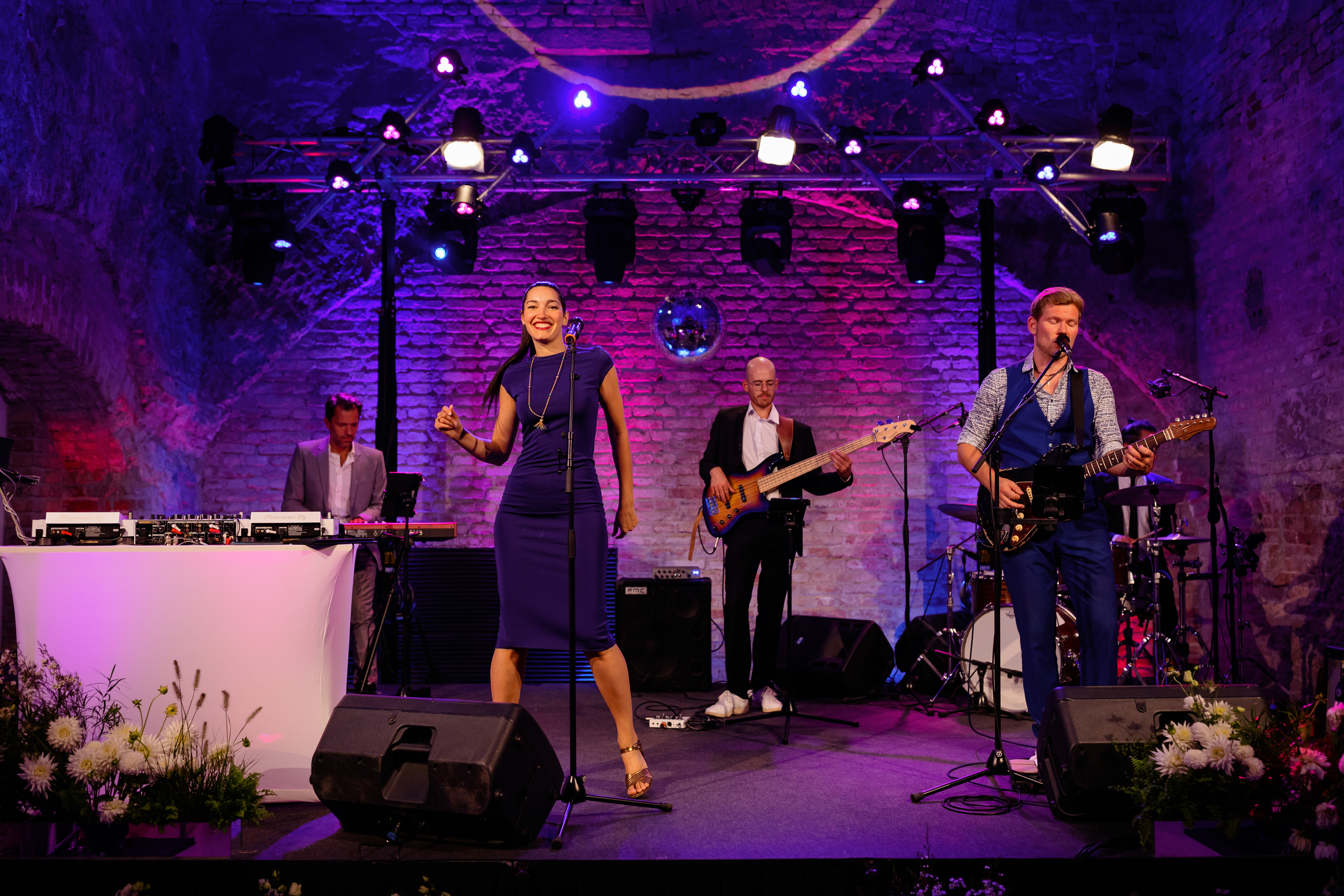 Hochzeitsband: HOH LIVEBANDS - Hat over Heels Entertainment
