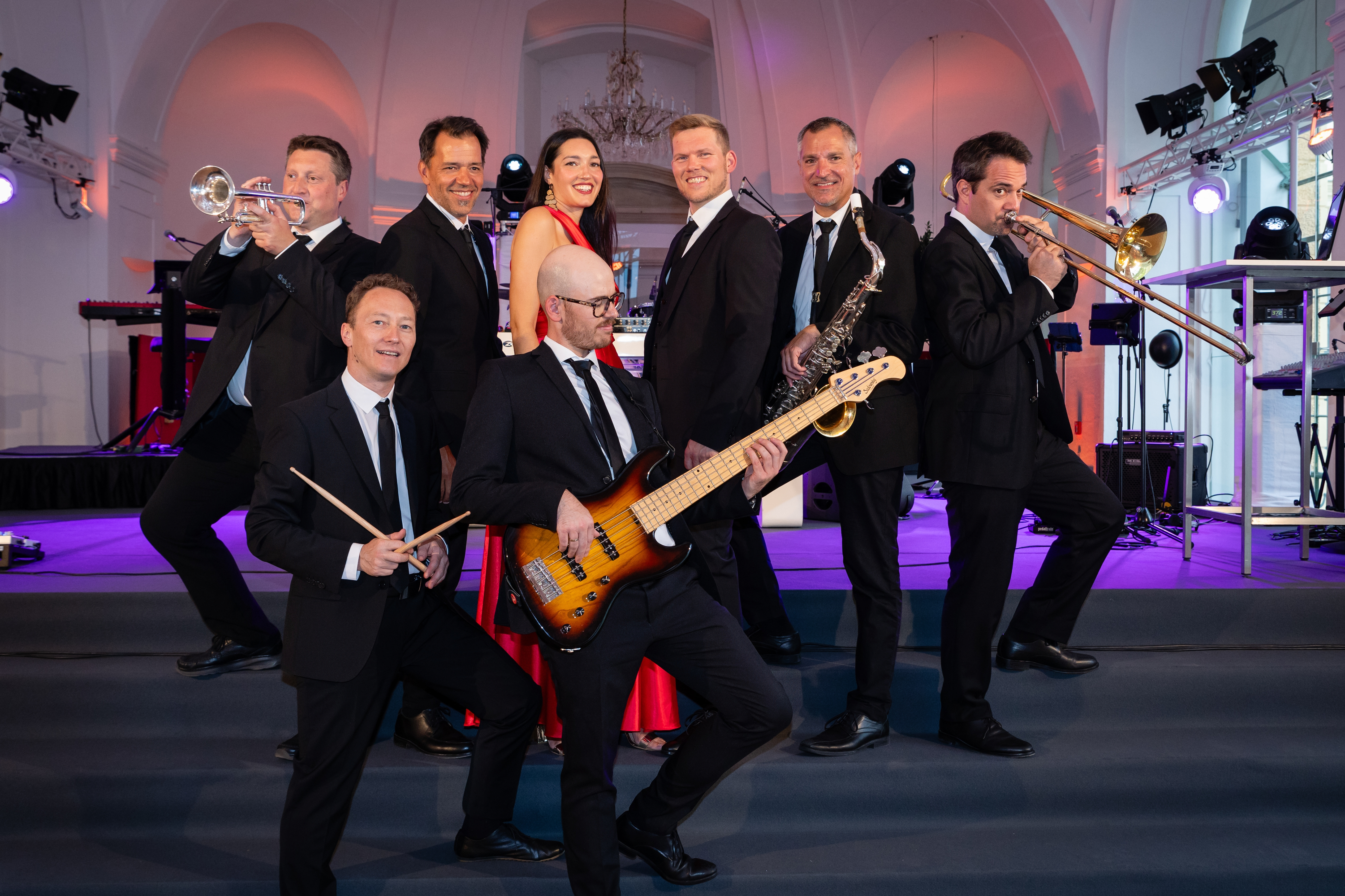Hochzeitsband: HOH Brass Club - Live Band extended mit Bläser - Hat over Heels Entertainment