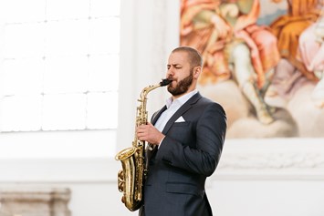 Hochzeitsband: Sektempfang: Adrian Planitz am Saxophon - SAXOBEATZ | DJ & Live Saxophon 