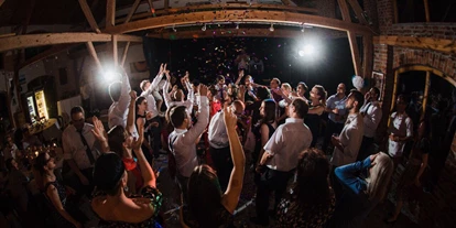Hochzeitsmusik - PLZ 82538 (Deutschland) - SAXOBEATZ Hochzeitsparty - SAXOBEATZ | DJ & Live Saxophon