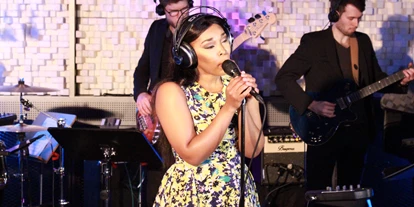 Hochzeitsmusik - Band-Typ: Duo - Binnenland - Live Studio Recording - NONHLE BERYL - Solo // Duo // Jazz Trio // DJ & Live Musik // Party Band